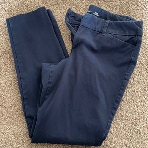 Old navy Pixie pant size 4. Navy blue